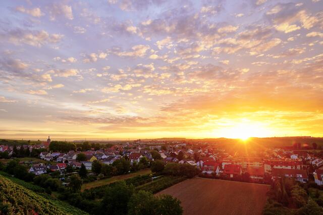 Sonnenaufgang über Lauffen