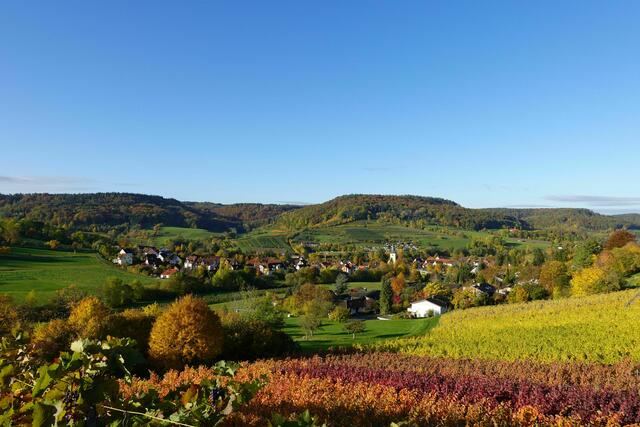 Das malerische Örtchen Untersteinbach im Herbst