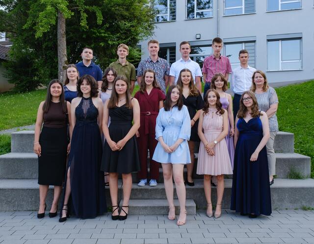 Klasse 10a mit ihrer Lehrerin Kristin Haußmann