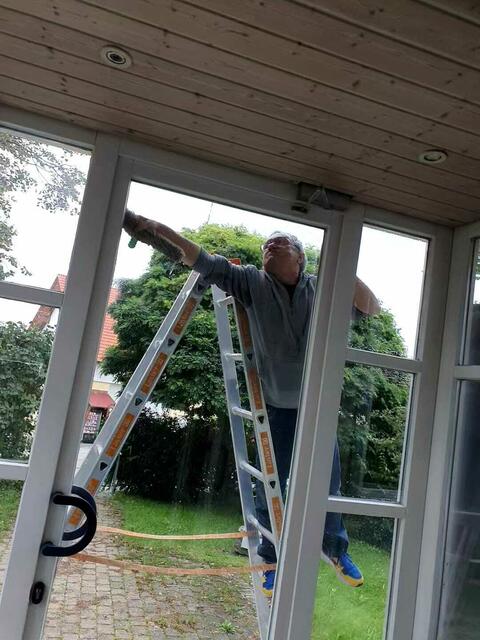 Der Eingangsbereich wird gereinigt