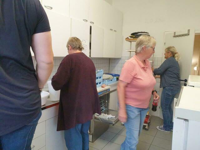 Die Küche wird komplett gereinigt