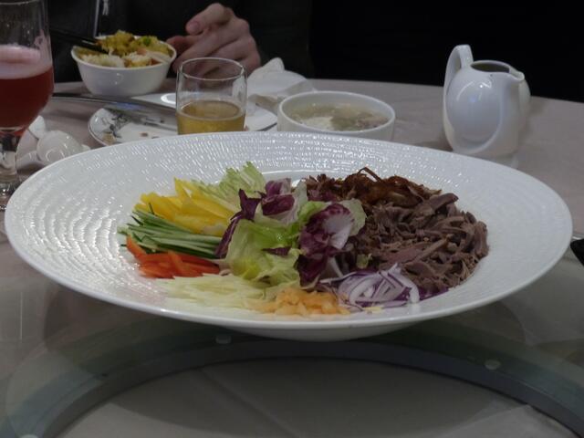 Pekingente mit Beilagen