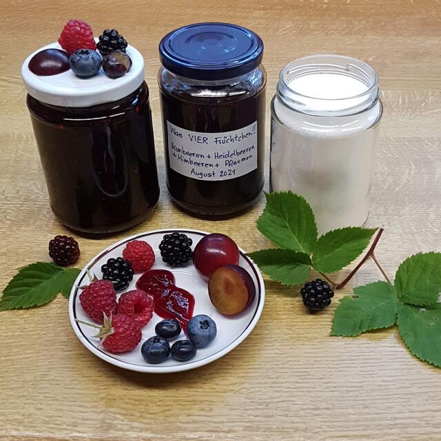 Was sind das vier Früchtchen?! / Vierfruchtmarmelade