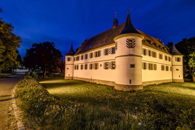 Deutschordensschloß Kirchhausen zu nächtlicher Stunde