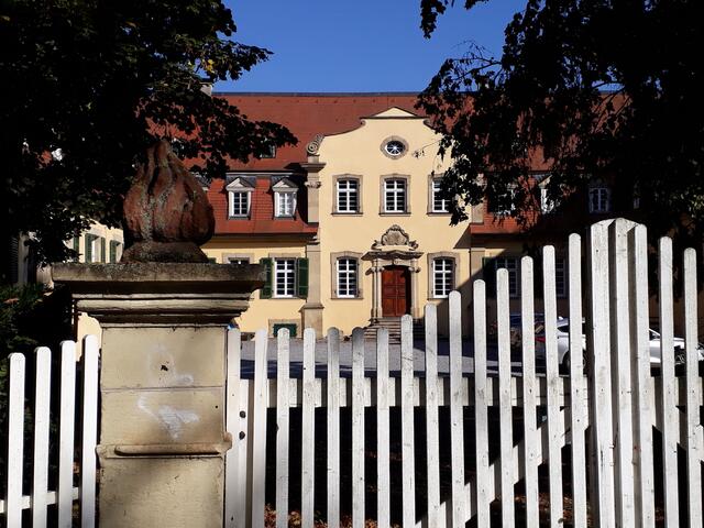 Rund um Schloss Massenbach 1