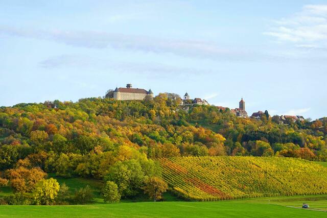 Waldenburg im Herbst