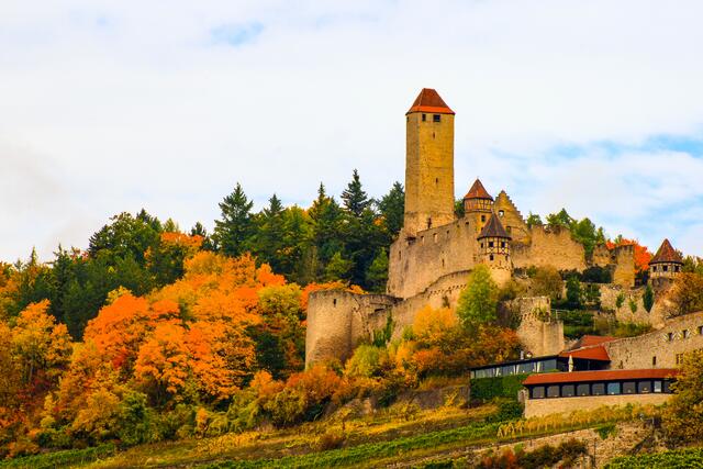 Burg Hornberg über Neckarzimmern