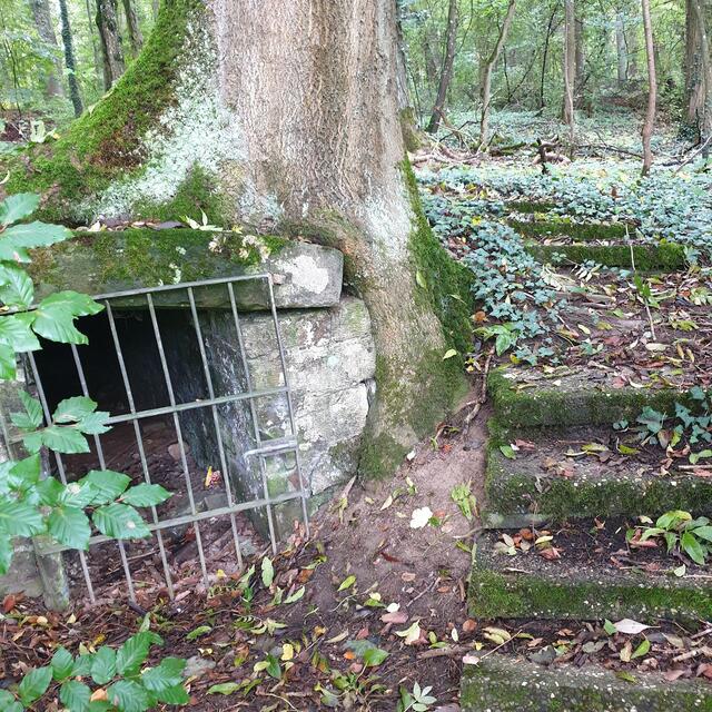 Die geheimnisvolle Treppe zum unterirdischen Verließ.