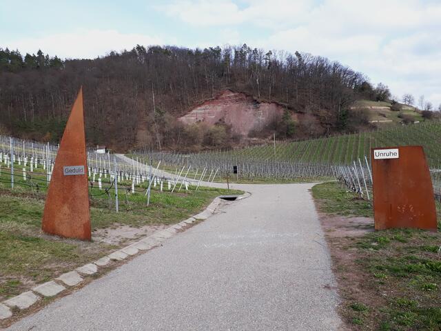 Die Qual der Wahl, nach links? nach rechts? Weitblickweg Hohenhaslach