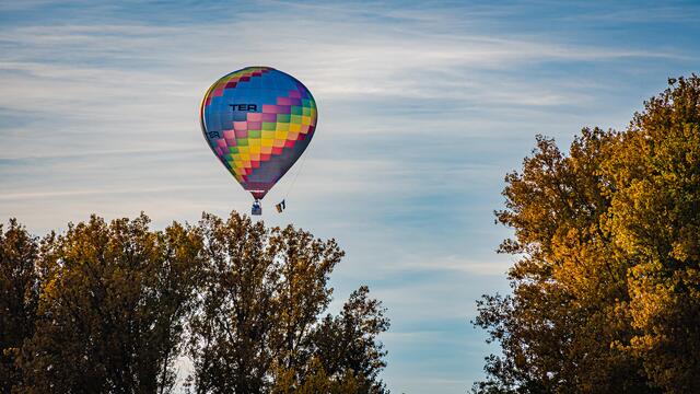 Ballonfahrt in den Herbst