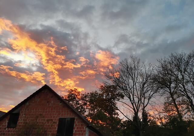 Himmelsfeuer am Abend