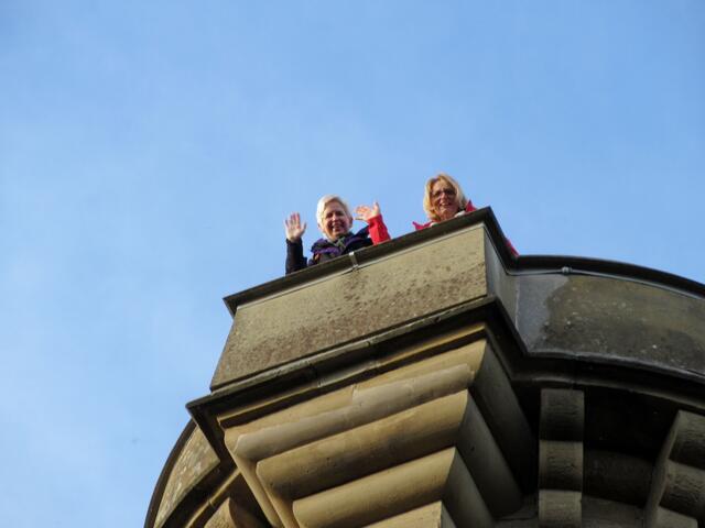 Egal wie häufig man dort vorbei kommt, der ein oder andere gönnt sich den Ausblick von oben.