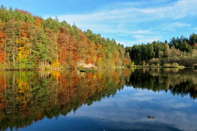 Finsterroter See herbstliche Spiegelung 1