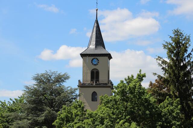 St. Veit Kirche Flein im Mai