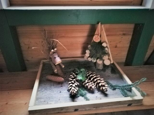 Auch in der Hütte wurde wundervoll dekoriert.