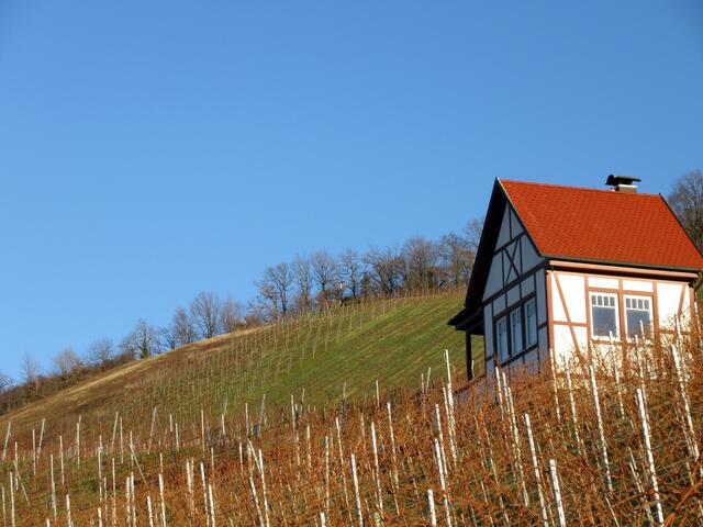 Klarer Himmel über dem Kayberg