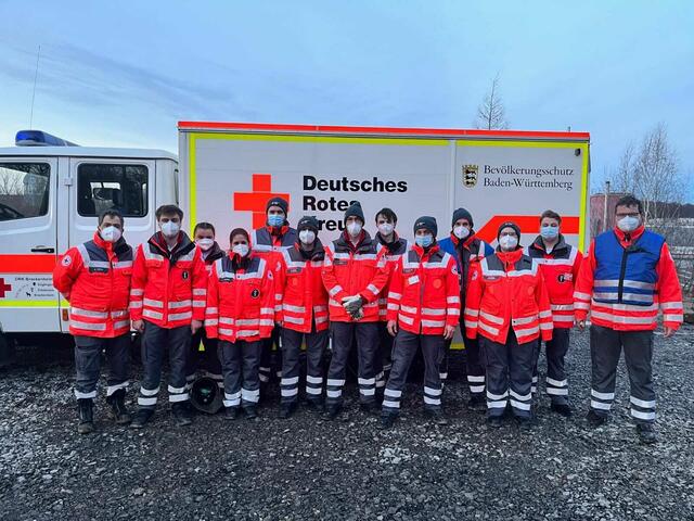 DRK-Gruppenbild gegen Ende des Einsatzes