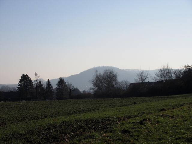 Und der Blick auf der Wartberg wird nicht von Laternenmasten verstellt