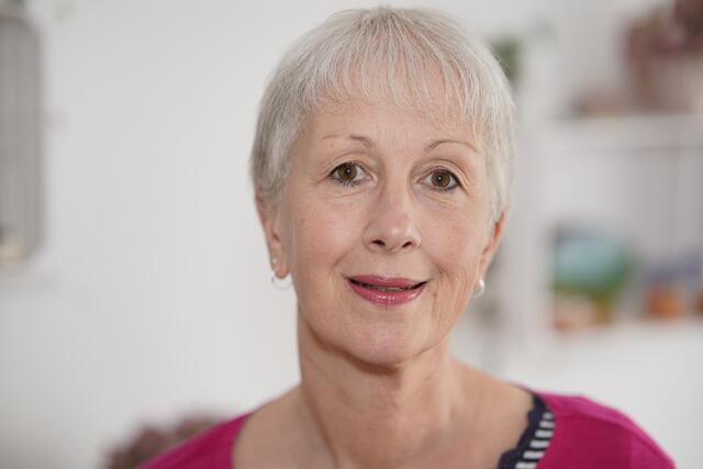 Cordula Bleise bietet diverse Angebote für Familien bzw. für Mütter/Väter mit Kindern in Brackenheim an. Sie ist Familienbegleiterin, Zertifizierte Kursleiterin bei der GfG (Gesellschaft für Geburtsvorbereitung, Familienbildung und Frauengesundheit) für Eltern-Kind-Kurse und Gymnastikkurse.