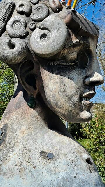 ... Skulptur Prof. Jürgen Goertz