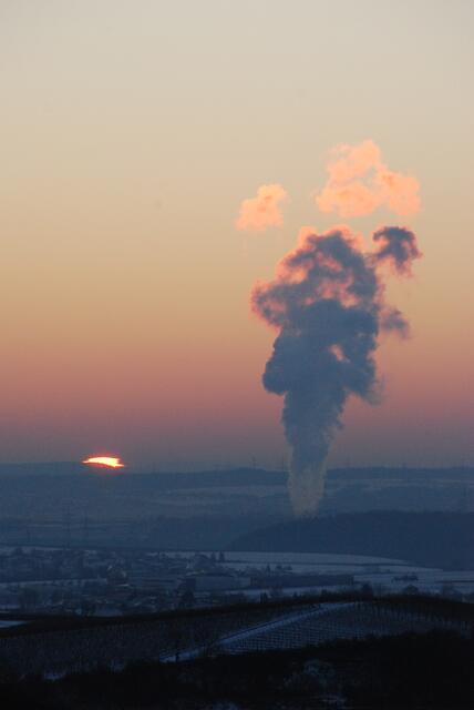 Die Sonne geht auf (Blick vom Neipperg)