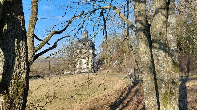 Blick zur Heliggrabkapelle auf dem Kreuzberg