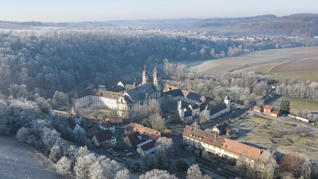 Kloster Schöntal vom Kreuzberg aus