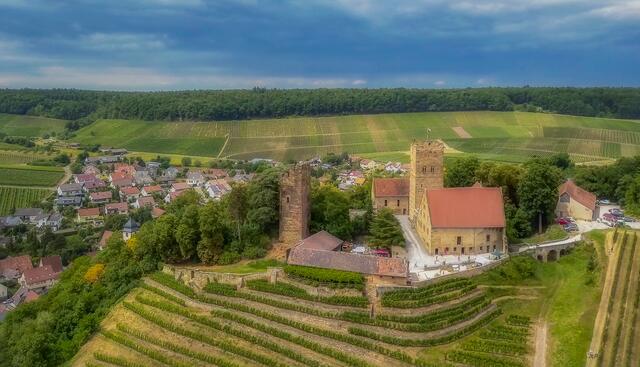 Burg Neipperg...