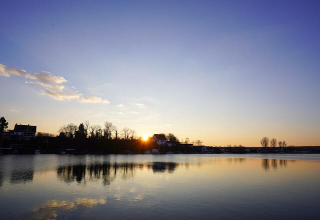 Sonnenuntergang am Neckar