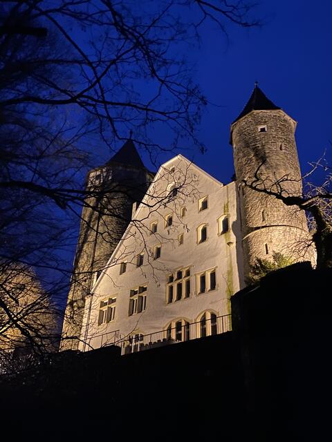 Burg Möckmühl zur blauen Stunde