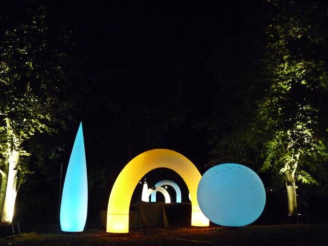 Illumination blau gelb