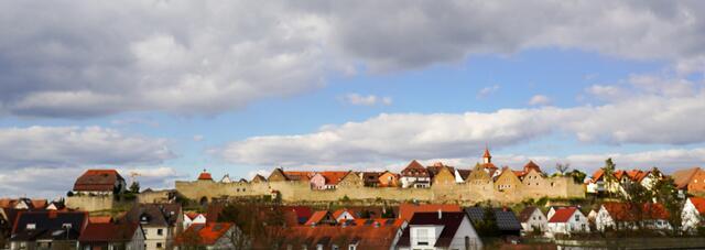 Städtle mit Stadtmauer