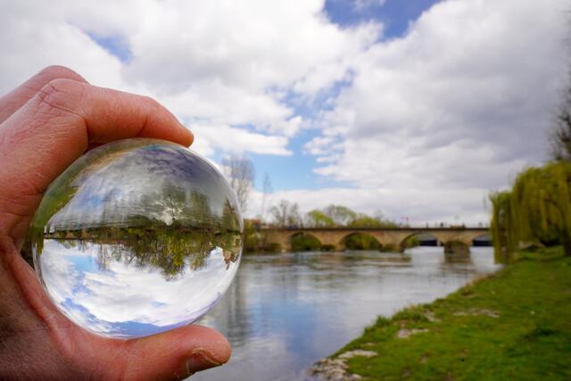 Alte Neckarbrücke (Fortsetzung in Glaskugel)