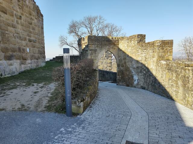 Zugang zur Burg