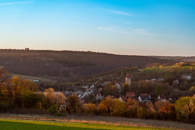 Blick über Möckmühl bei Sonnenuntergang