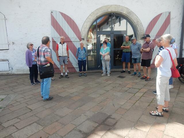Vor der alten Kelter
