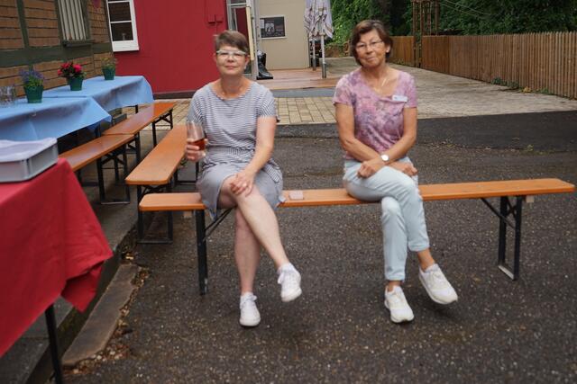 Kerstin Ziegler und Andrea Epp sind noch ganz entspannt! Das änderte sich im Laufe des Tages!
