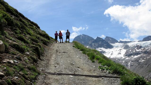 Dem Himmel so nah, rechts der Ochsentaler Gletscher