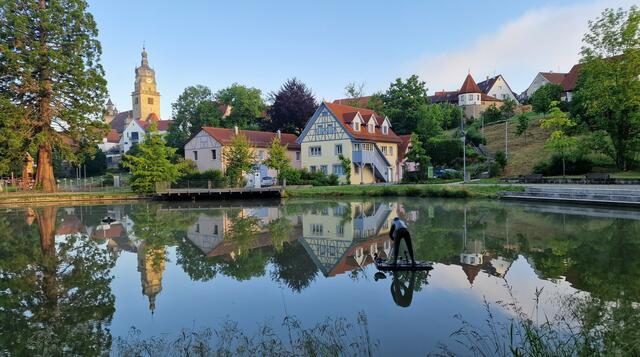 Neuensteiner Schleifsee im Morgenlicht