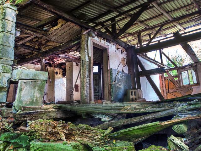Altes landwirtschaftliches Wohnhaus im Zerfall bei Künzelsau