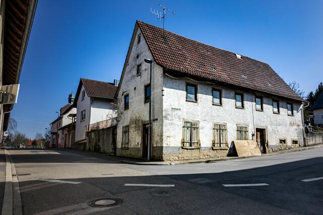 in der scharfen Kurve in Bockschaft