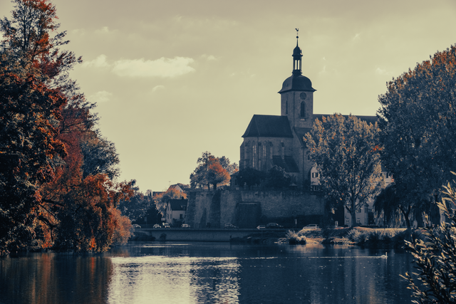 Neckar-Kirchblick..