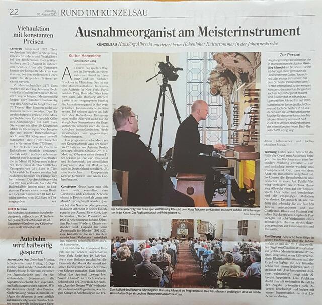 Im Rahmen des Hohenloher Kultursommers spielte der bekannte Organist, Dirigent und Cembalist Hansjörg Albrecht an der Winterhalter-Orgel, hier der HZ-Artikel vom 30. August 2022