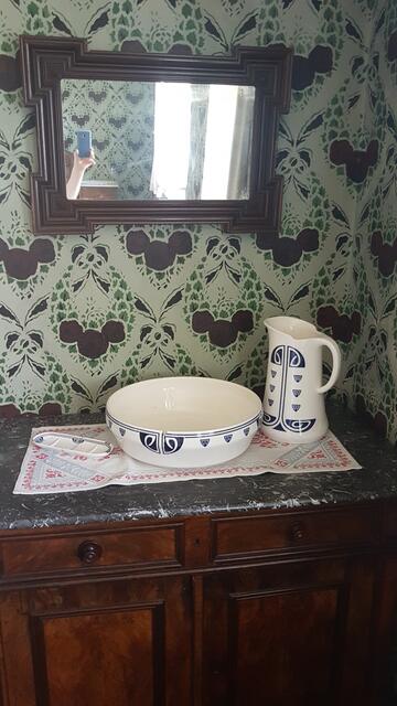 Waschtisch - sorry fürs Handy ;-))))