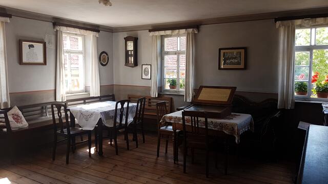 Wohnstube für mehrere Generationen