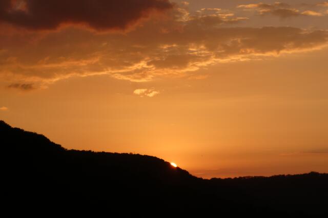 Sonnenuntergang über dem Kocher bei Nagelsberg