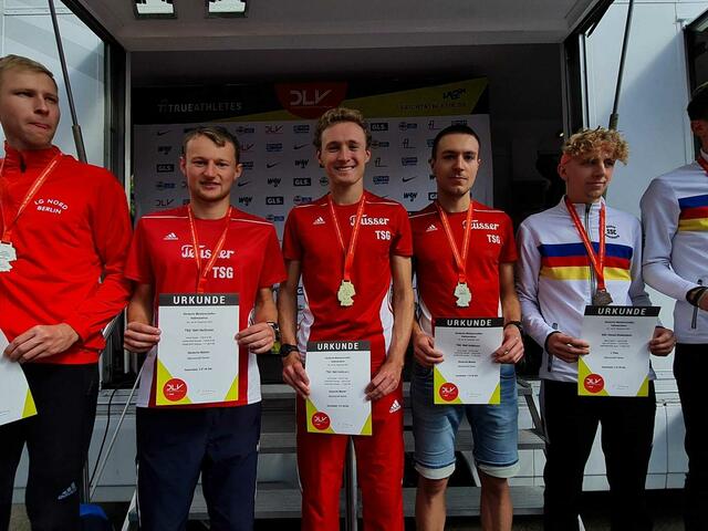 Raphael Junghans, Dustin Uhlig, Andreas Honecker bei der Siegerehrung
