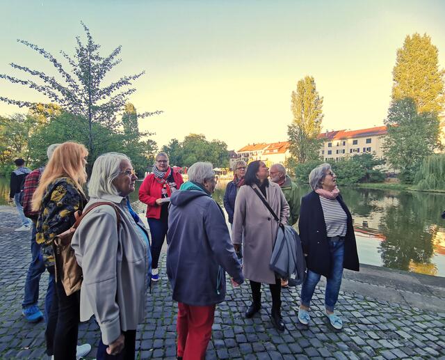 Von der Neckarmeile kommend Zwischenstation auf der Insel Hefenweiler.