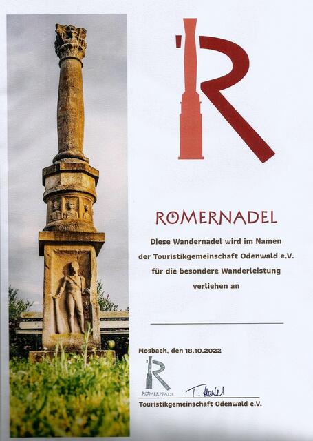 Sehen edel aus, die Urkunden, da hat sich die Touristikgemeinschaft was Tolles einfallen lassen.