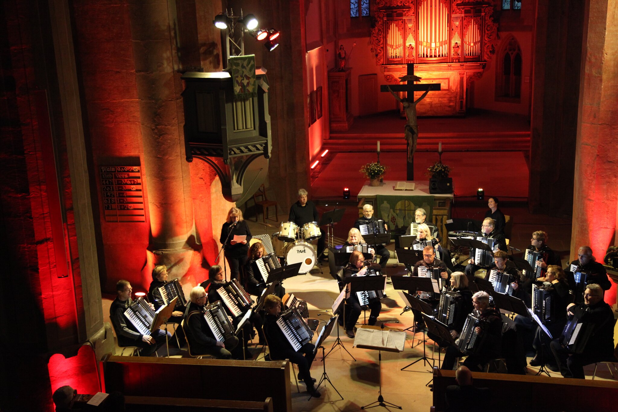 AOL begeistert das Publikum GänsehautFeeling in der Regiswindiskirche